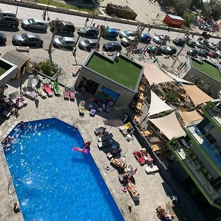 Apartahotel Hampton By Alz