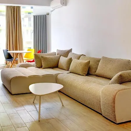 Hampton By Alz Apartahotel 3*