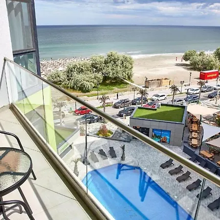 Hampton By Alz Apartahotel 3*