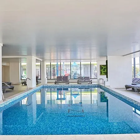 Apartahotel Hampton By Alz