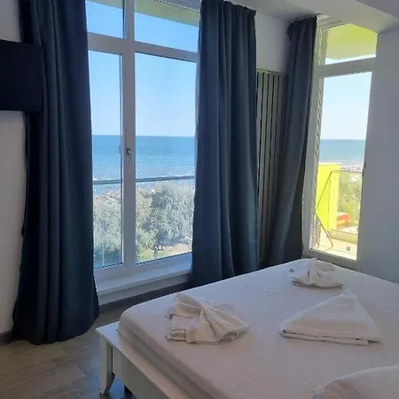Hampton By Alz Aparthotel Navodari