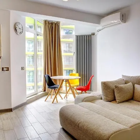 Hampton By Alz Aparthotel